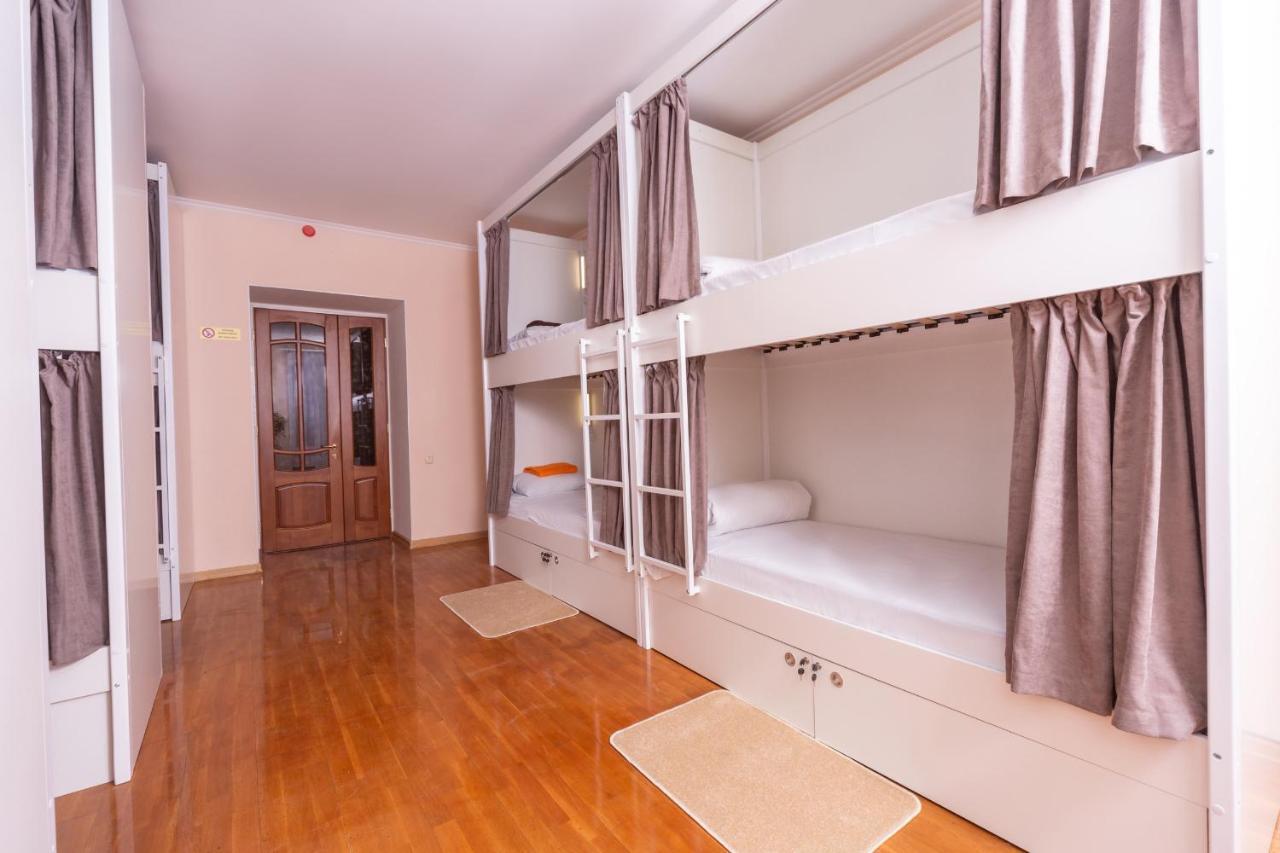 Хостел Friends House Odessa Exteriör bild